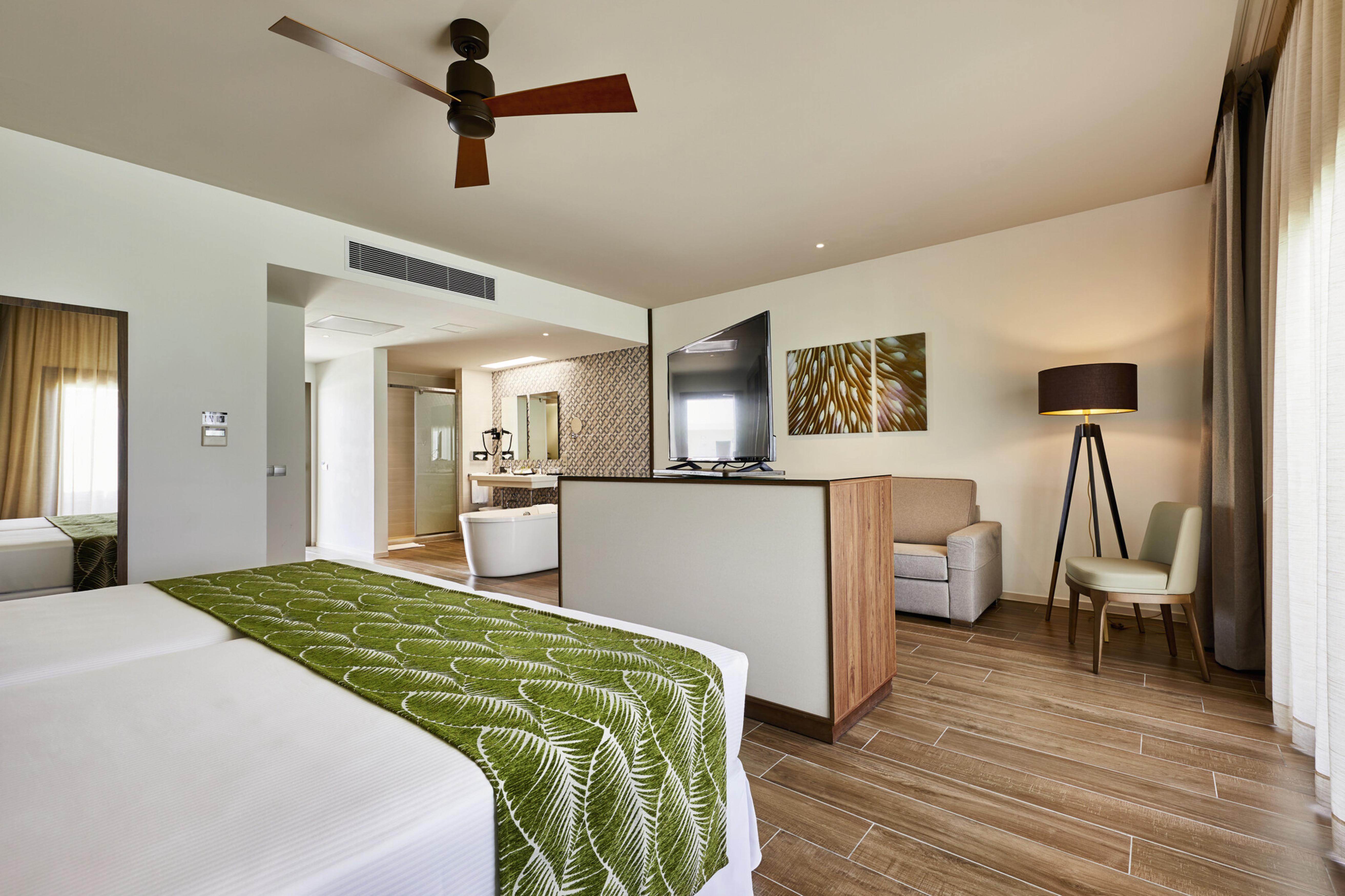 Riu Atoll Hotel Kudahuvadhoo Екстериор снимка