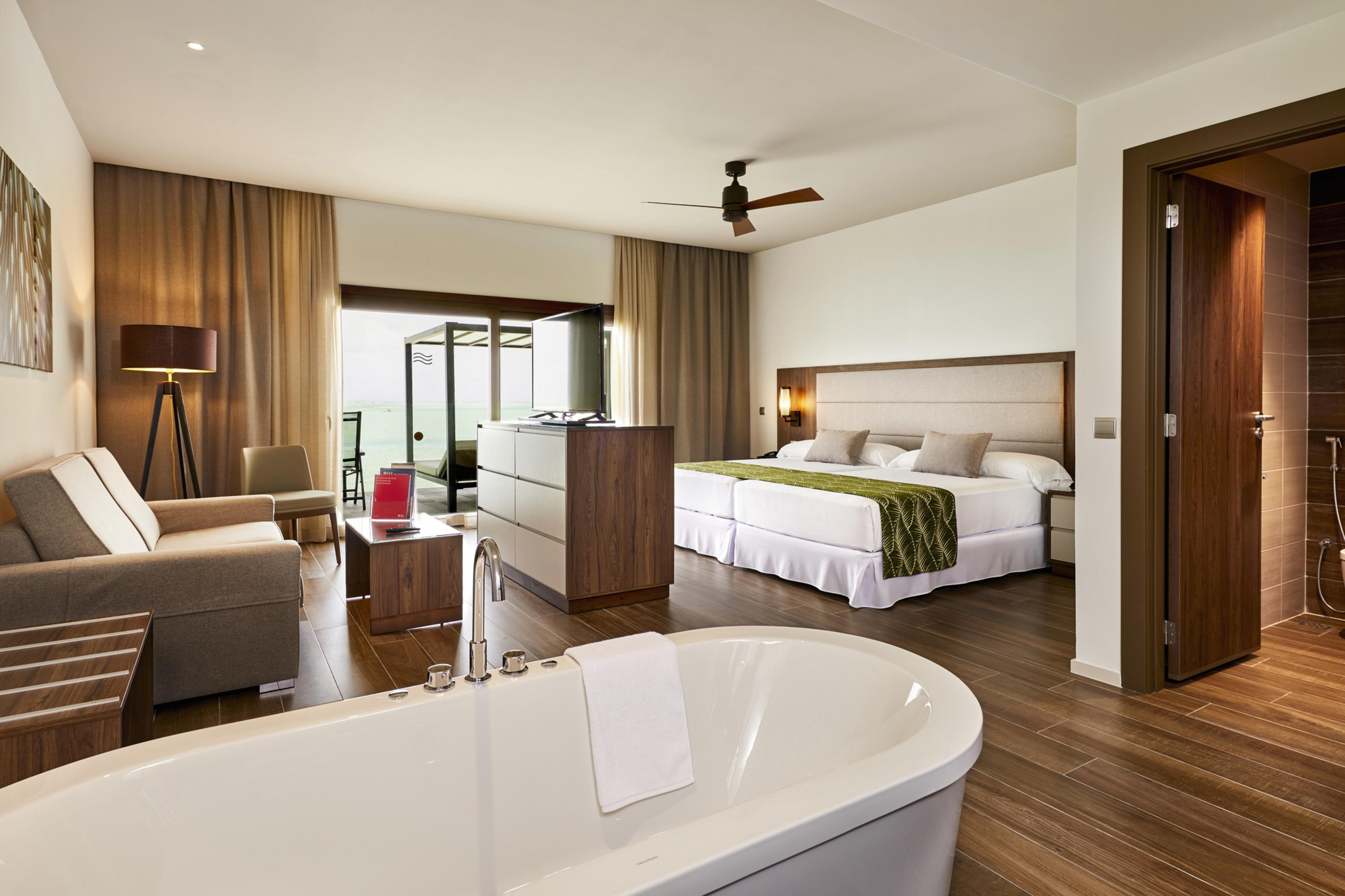 Riu Atoll Hotel Kudahuvadhoo Екстериор снимка